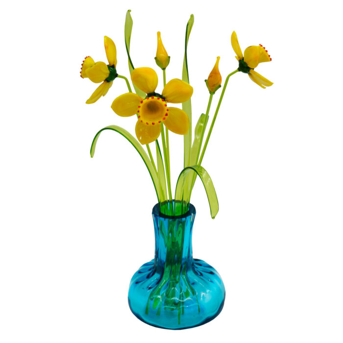 Декоративная цветочная композиция желтые нарциссы из стекла в голубой вазе 3 цветка