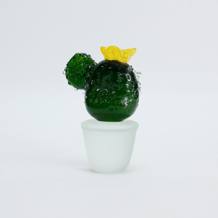 статуэтка стеклянный кактус в горшочке