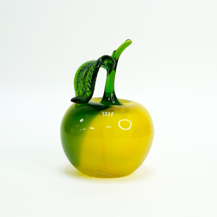 статуэтка фигурка яблоко из стекла желто-зеленого цвета