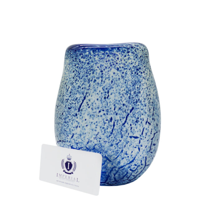 Декоративная плоская ваза цветное стекло кракелаж сине-белая масштаб
